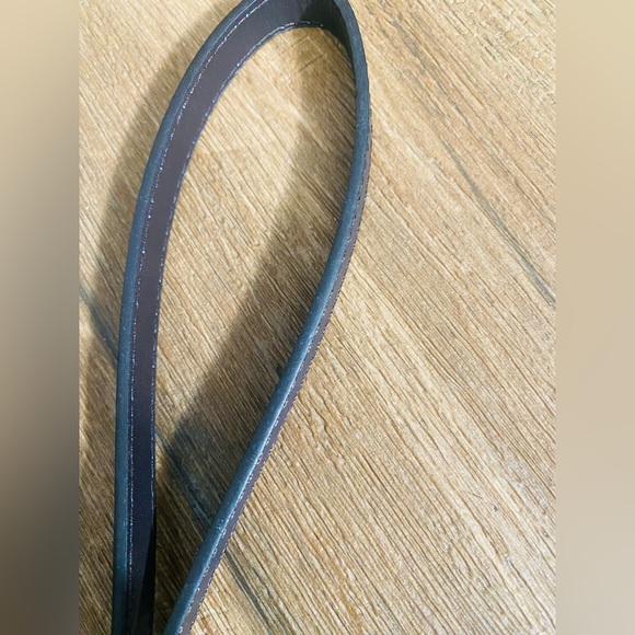 Leather wristlet/wallet replacement strap - Picture 2 of 4